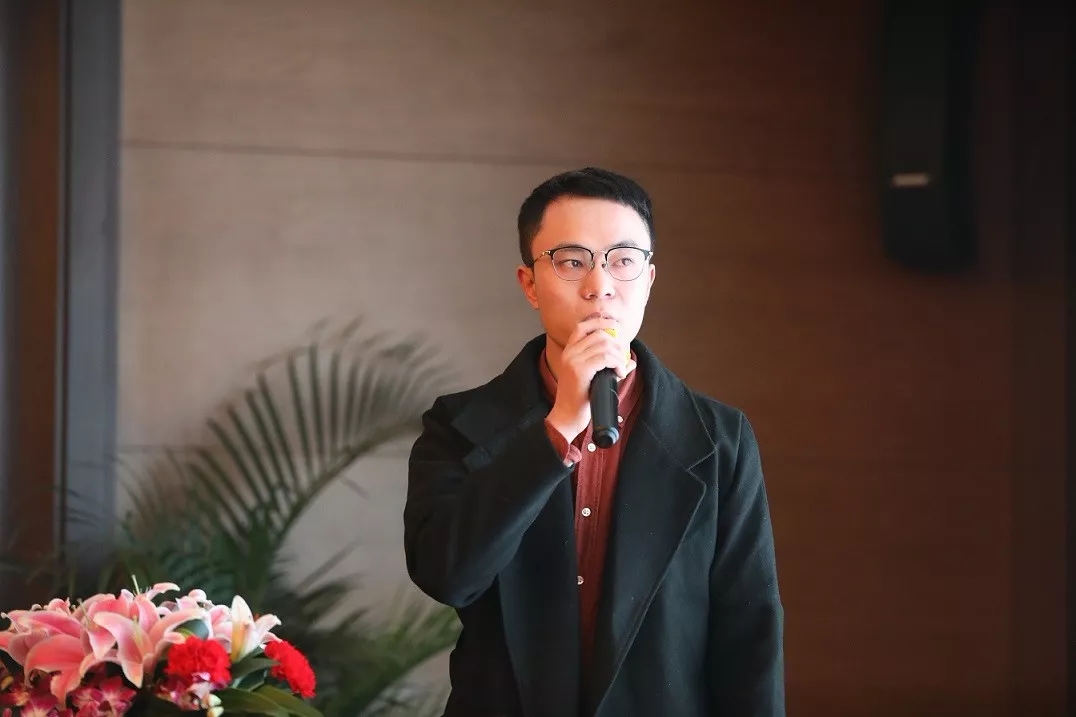 1583463532139838.jpg 640.webp (6).jpg