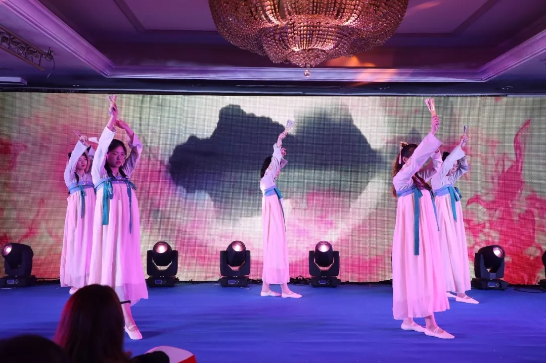 1583463994654302.jpg 640.webp (37).jpg